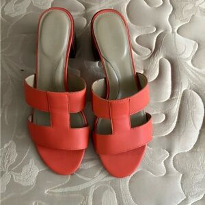 Talbots Leather Coral Slide Sandals.